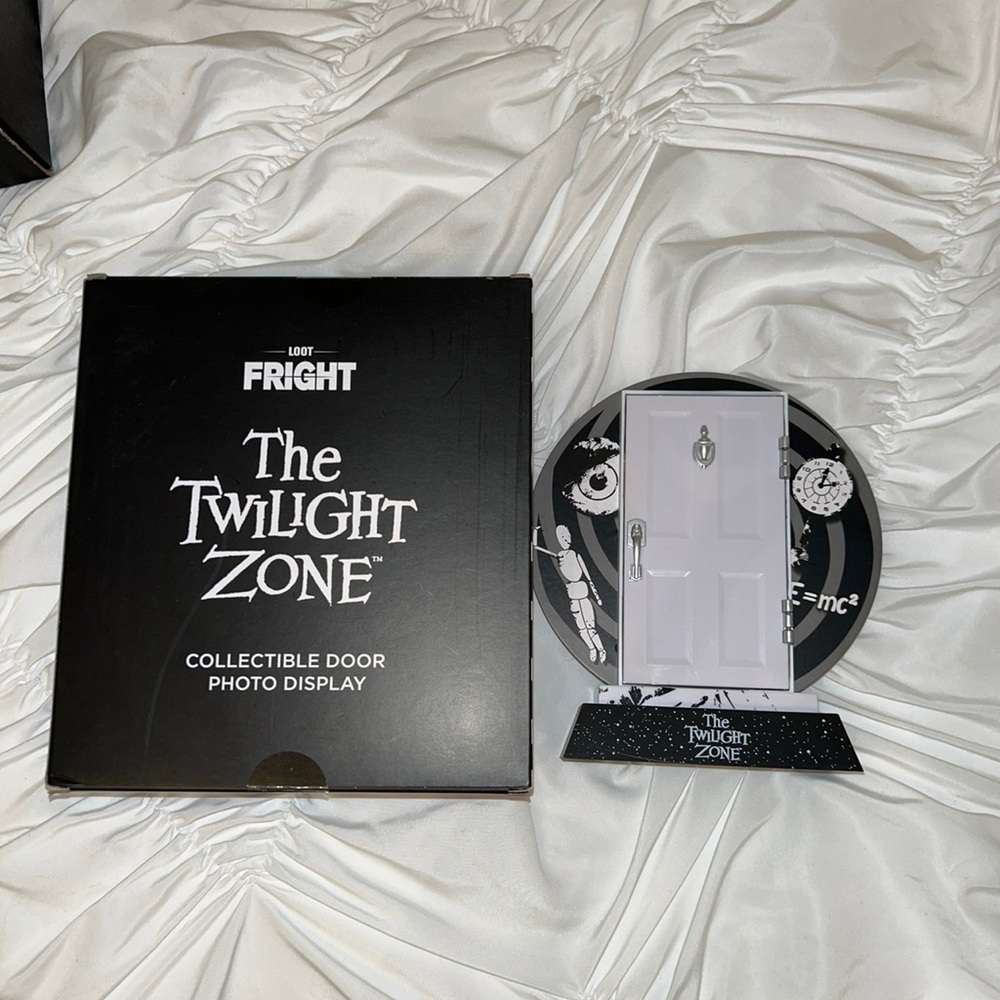 The Twilight Zone Collectible Door Frame Door Photo Display